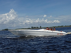 Floating Reporter-9/3/06-OPBA Long Labor Day Poker Run!-a090206-008.jpg