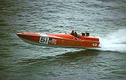 Early 40' Cig's  Raceboat ?-bounty-hunter-_1979_.jpg