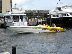 Floating Reporter-9/30/06-Land &amp; Sea Poker Run Pics!!-img_4252.jpg