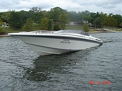 Do you have pics of Boating on your computer desktop???-1990-29-fountain-090.jpg