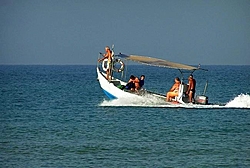 Can Anyone Identify This Group of Offshore Addicts?-nice-ride.jpg