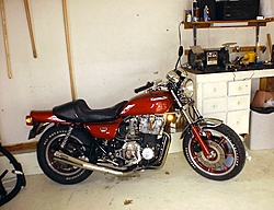 Old School bikes-1000-garage.jpg