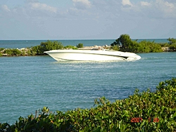 Hawks Cay Poker Run Pics-47fountain.jpg