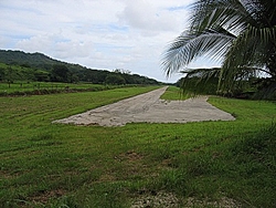 Costa Rica   Where to go what to see???-tn_airstrip_1.jpg