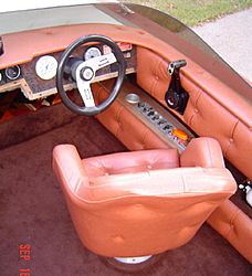 '79/'80 Hammond V2150 Challenger-helm.jpg