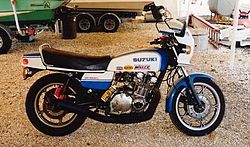 OT Ducati Race Bike-suzuki-gs1100s.jpg