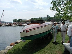 Who invented steps?  Some old school racing stuff IMPSHI CLASS RACERS-nh-wooden-boat-show-085.jpg