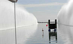 What is the biggest rooster tail youve seen???-wall-water-drag-boats.jpg