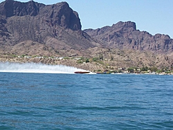 What is the biggest rooster tail youve seen???-havasu04-27-07-51-.jpg