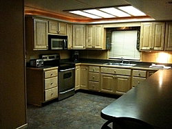 Rented our houseboat for LC Poker RUN '10 :)-img_0210.jpg