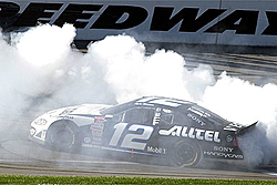 O/T Ryan Newman does it again-newman_burnout_xl.jpg