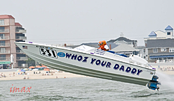 33 ft Mirage-whozyourdaddyrace.jpg