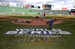 Red sox night mare,,,, looks like sombody jumped the gun...-capt.maah10210162027.alcs_red_sox_yankees_maah102.jpg