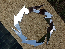 Fountain 'circular saw blade' logo. LH rotation?-image.jpg