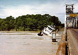 Anyone Seen These Tugboat Pics?-towboat10small.jpg