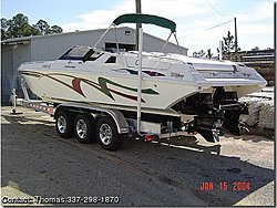 Donzi ZR. Ever seen one with a bimini?-fountain-fever-8171101.jpg