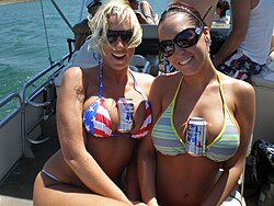 This is a pretty ingenious cup holder!-ea9af028e5e2e222d547b69a883b252c-pabst-blue-ribbon-can-holders.jpg