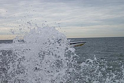 One last run on Lake Michigan with Nauti Kitty (many more Pics)-splash-run.jpg