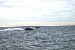 One last run on Lake Michigan with Nauti Kitty (many more Pics)-blow-4.jpg