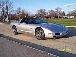 Newest addition to my garage-2004-corvette-passenger-2.jpg