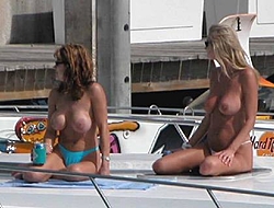 Da Keys-boat-boobs4.jpg