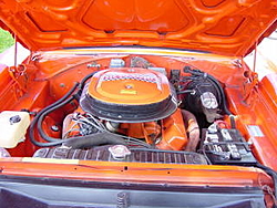 Garage Full- Muscle Car Must Go- 70' Superbird-orngsb4.jpg