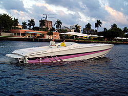 Daytona Poker Run 2004-inwater3.jpg