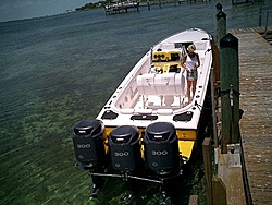 Anybody notice the new trend - CC Outboards?-keylargo-may04-002.jpg