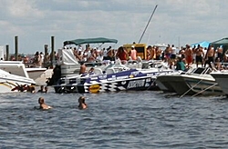 Beer Can Island Party - Who's that I see??-p1010072%5B2%5D.jpg