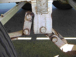 Trailer Problem, Levelers between axles arent working-trailerbad3.jpg