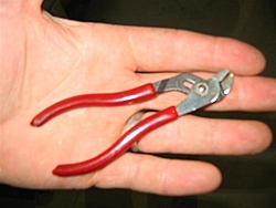 techs/ mechanics what is your most used tool-tools-002-small-.jpg