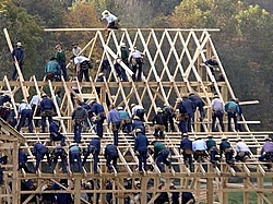 400' X 60 ' pole barn ?s-amish-barn-heyburn3.jpg