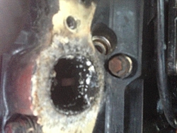 Rust specs in exhaust ports? Is this normal? CMI's done?-photo-2.jpg