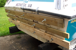 Rotted Transom-clamping-system-outside-..bmp