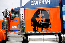 Caveman-truck1_2965.jpg