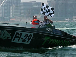 My first race day - going crazy with the Boyz-checkflag.jpg