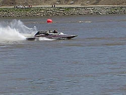 Great shots from the Cincinnati Offshore Grand Prix June 20th, 2004-hydro-good-2.jpg