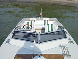 Who owns this Magnum 27 Vee windshield boat?-dsc00036.jpg