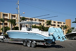 New 2013  37 Midnight Express in Ice Blue!!-dsc04563.jpg