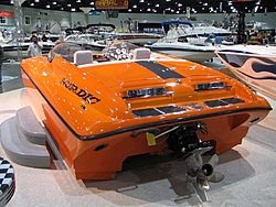 NORDIC to debut the NEW 27 CANOPY CAT-1780la_boat_show_2006_018.jpeg
