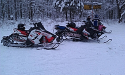 Snowmobiling 2013-sbsbigt.jpg