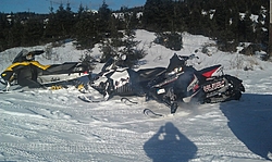 Snowmobiling 2013-mornin-warmup.jpg