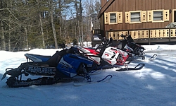 Snowmobiling 2013-3-sbs-lg-driveway.jpg