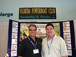 Greating fom South Beach-miami-boatshow-2006-026-large-.jpg