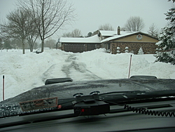 2' of snow-blizzard-2011-pics-010.jpg