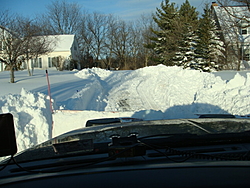 2' of snow-blizzard-2011-pics-015.jpg