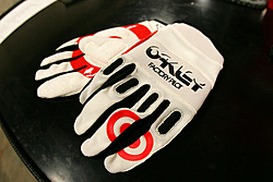 What the Hell is wrong with Offshore racing ???-target-gloves.jpg