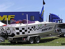 Looking for old race boats-pit-pic-miami.jpg