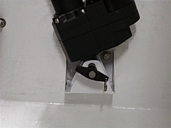 moving the hatch actuator considerations-p4140013.jpg