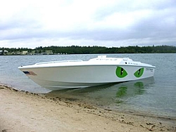 Few pics. of Wilthings new 2004 28'-sellers-7-boat.jpg